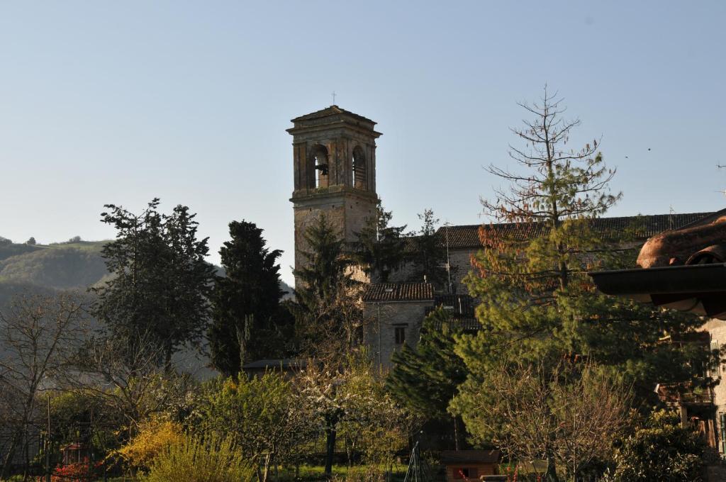 La Locanda Della Campanara Santa Sofia Buitenkant foto